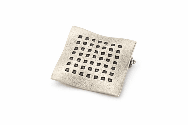 Hovedbilde Tinn Per nål