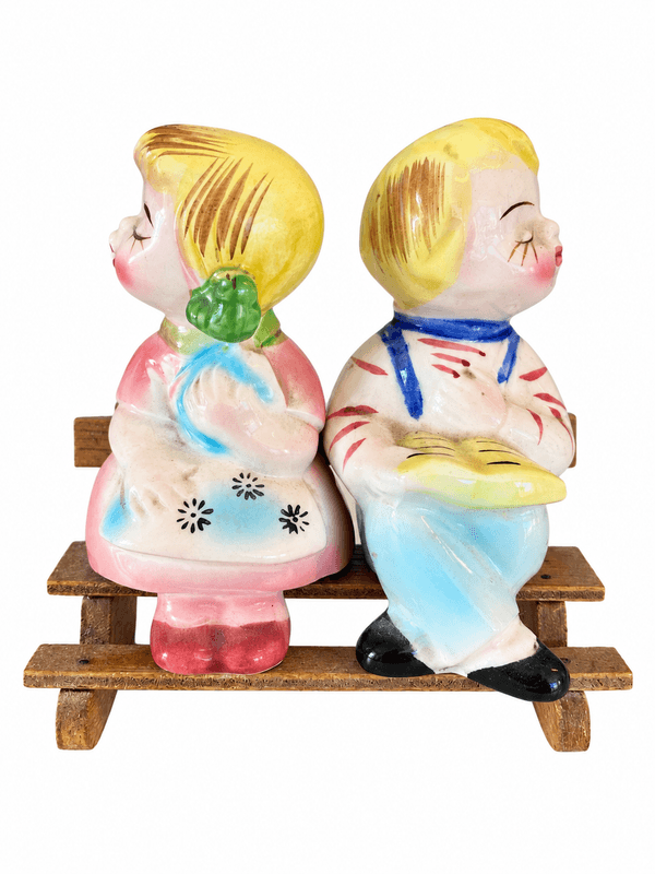 Vintage salt- og pepperbøsser - kjærestepar