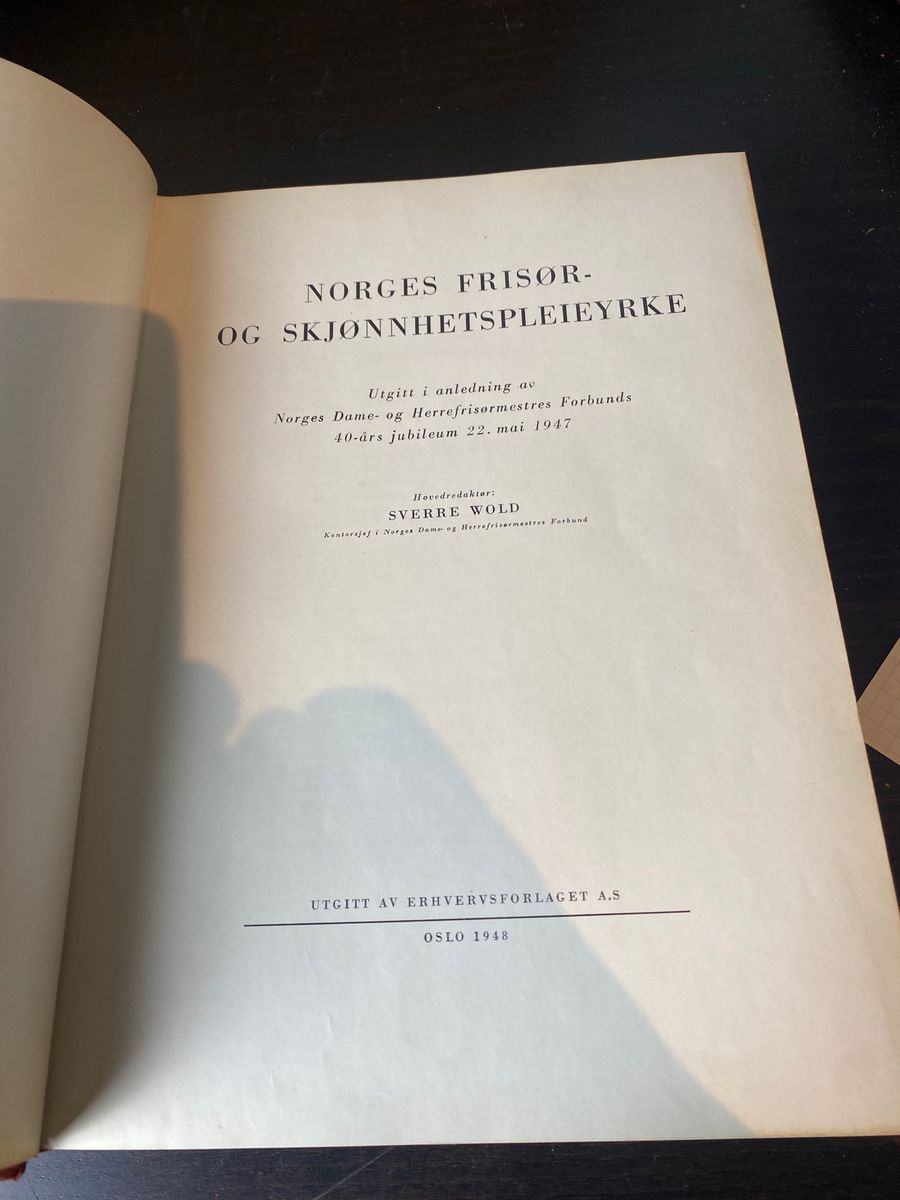 Sverre Wold (red) - Norges frisør- og skjønnhetspleieyrke